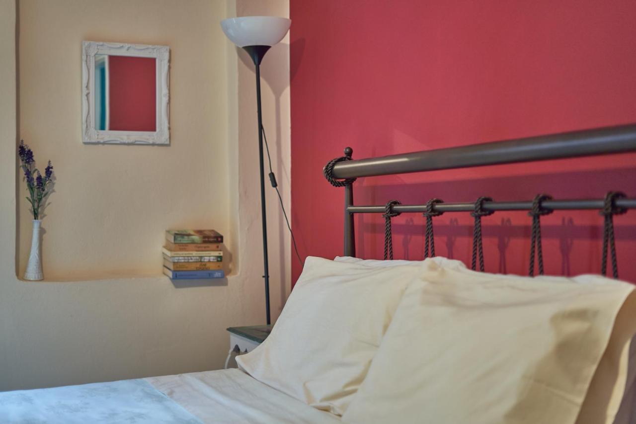 Casa Bonita, House with Private Entrance&Garden, between center&sea Athene Buitenkant foto